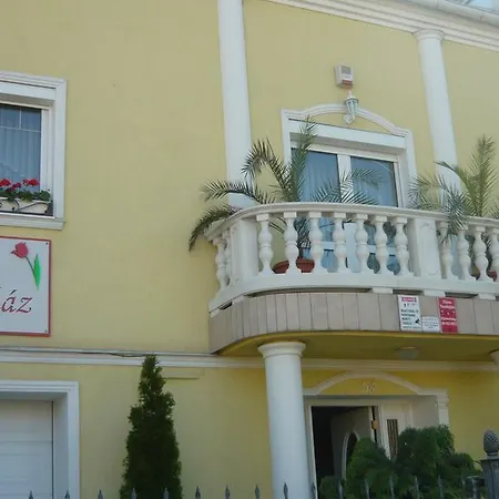 Diana Vendeghaz Guest house *